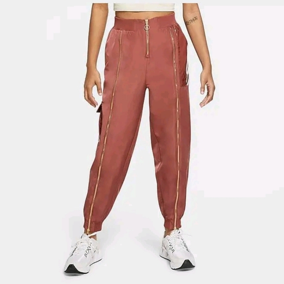 Nike Sportswear Icon Clash Woven Pants Size Small - Picture 2 of 13